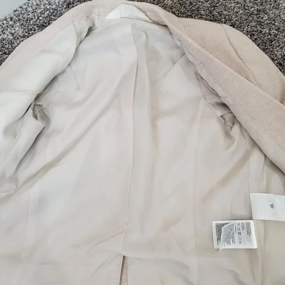 Boys Coat Pant Set Size 5T Like New - Picture 7 of 12